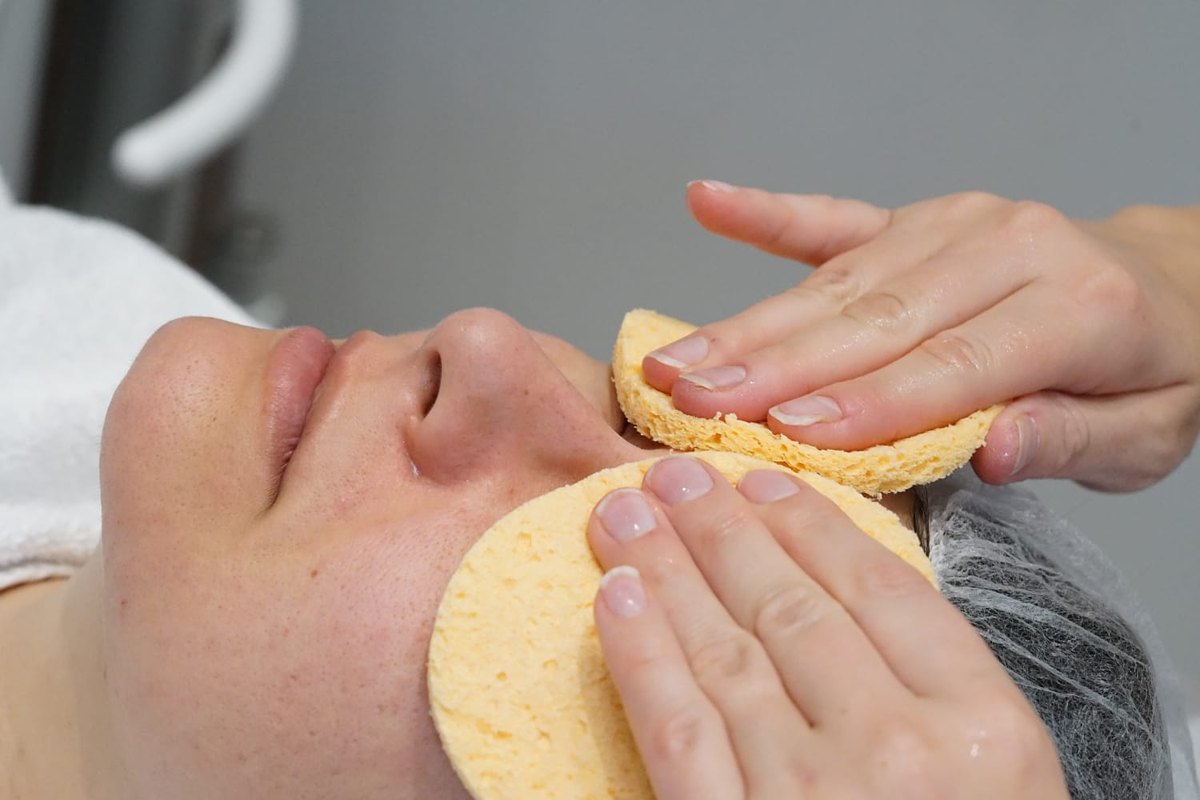 Pflegebehandlung im Salon